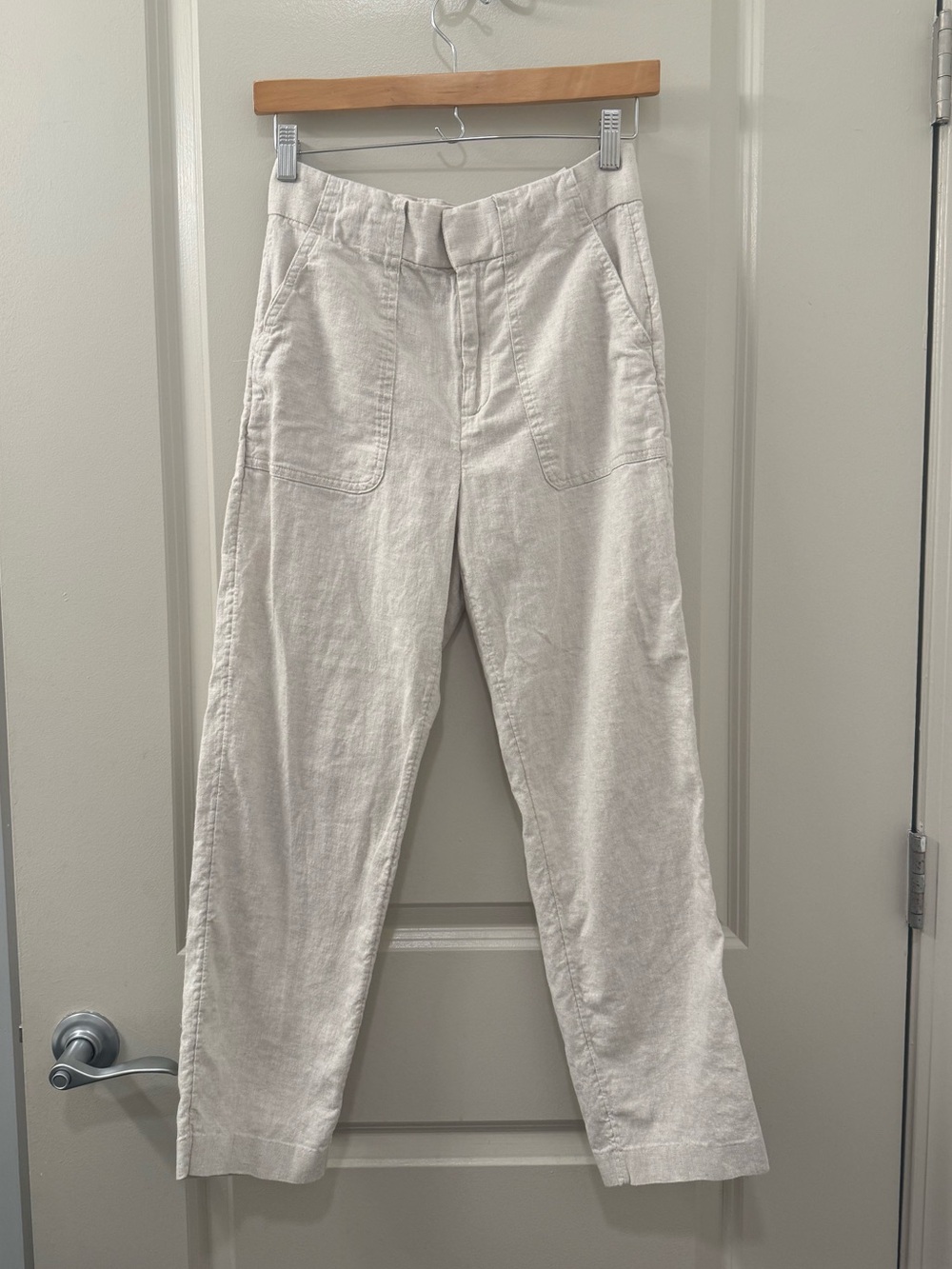 Banana Republic Linen Blend Pant in Light Cream
